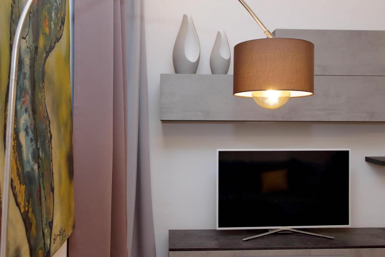 Aventino Contemporary Apartment Rome Bagian luar foto
