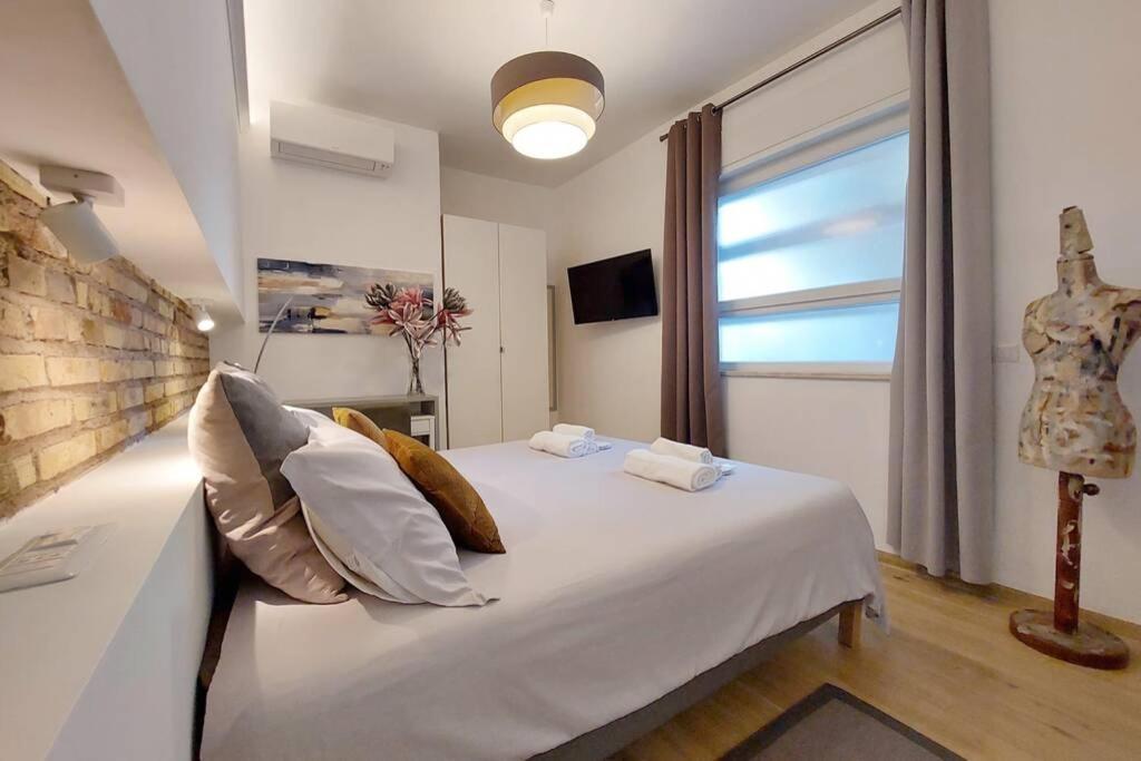 Aventino Contemporary Apartment Rome Bagian luar foto