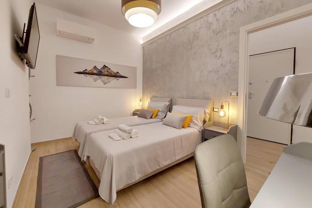 Aventino Contemporary Apartment Rome Bagian luar foto