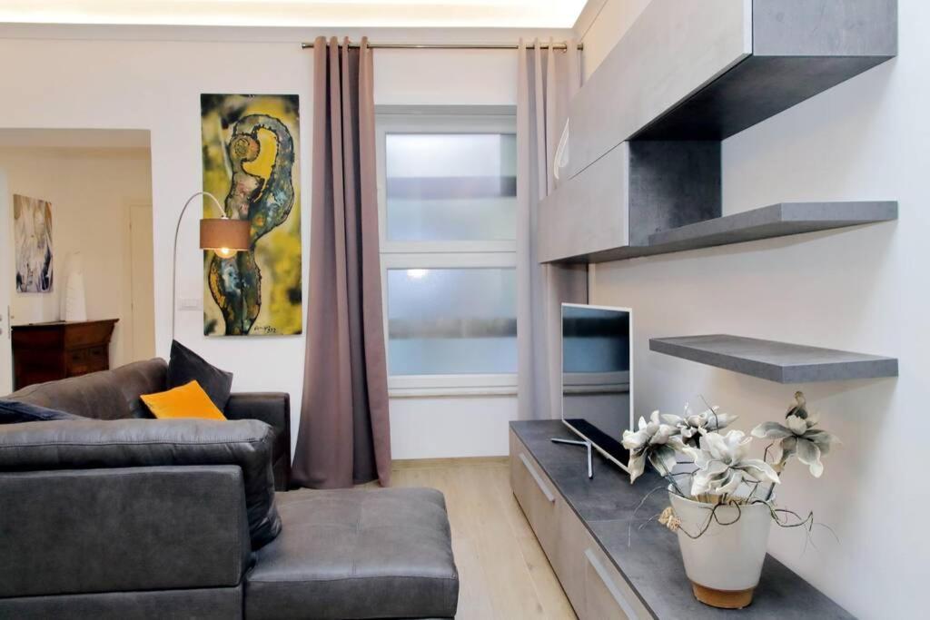 Aventino Contemporary Apartment Rome Bagian luar foto