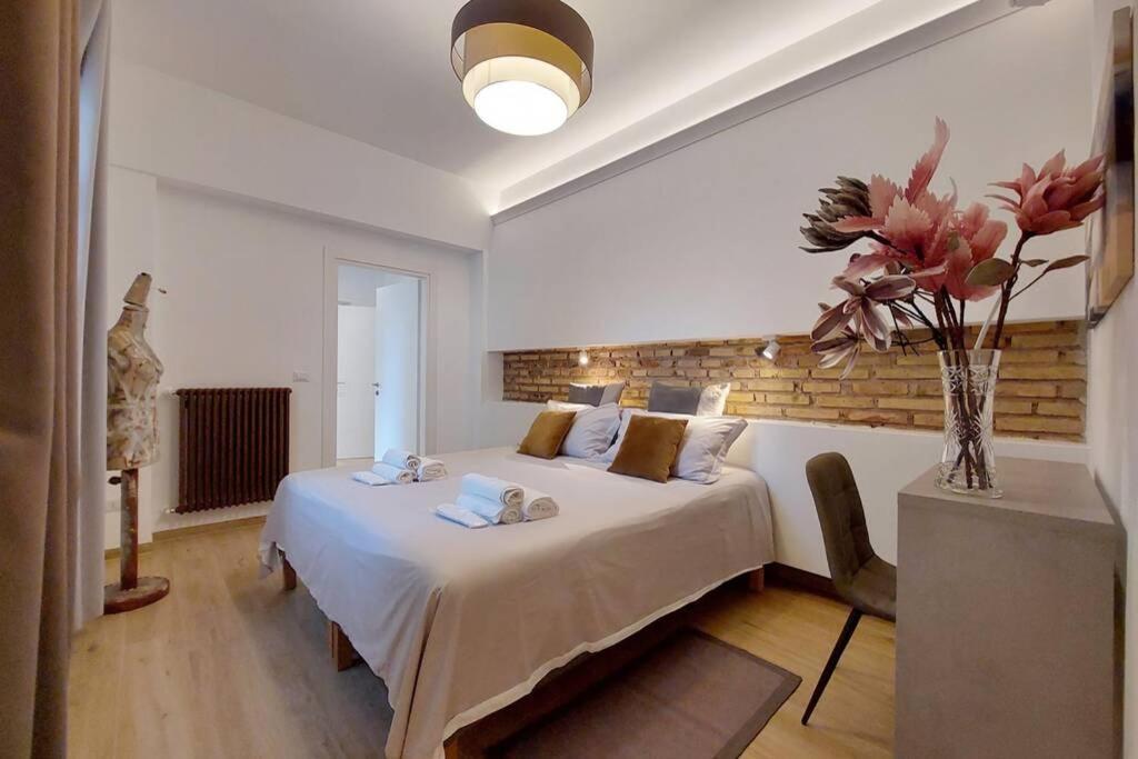 Aventino Contemporary Apartment Rome Bagian luar foto