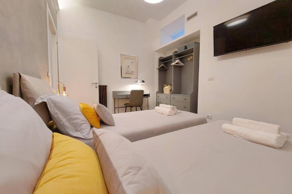 Aventino Contemporary Apartment Rome Bagian luar foto