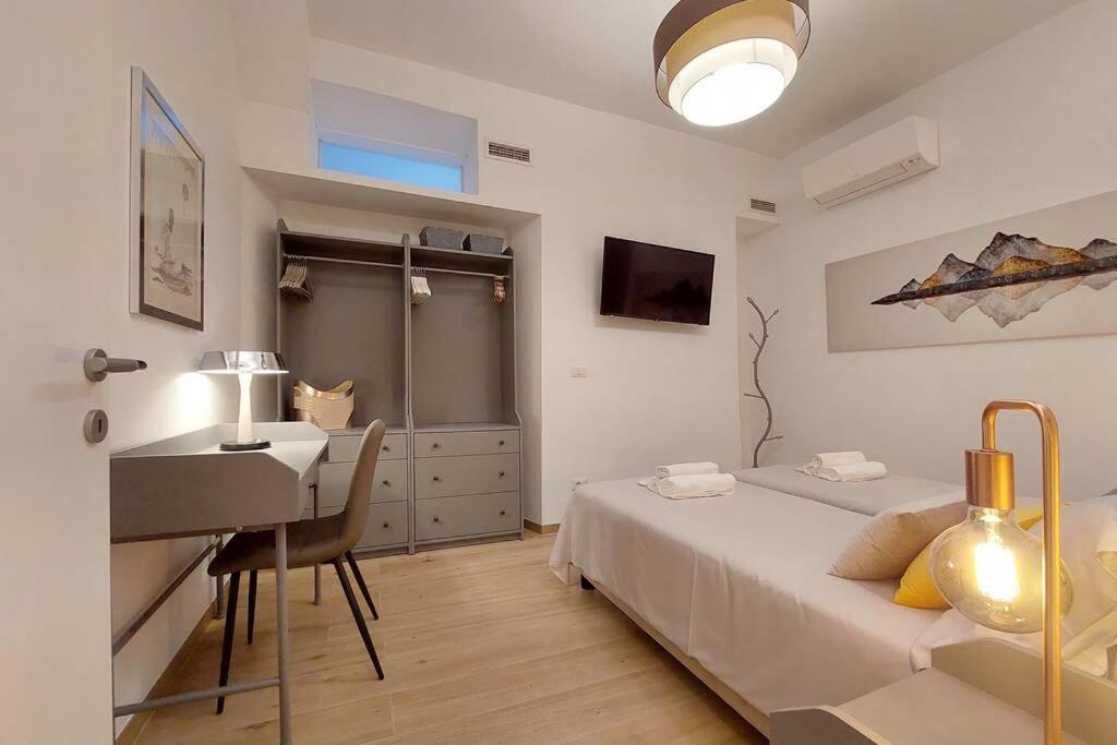 Aventino Contemporary Apartment Rome Bagian luar foto